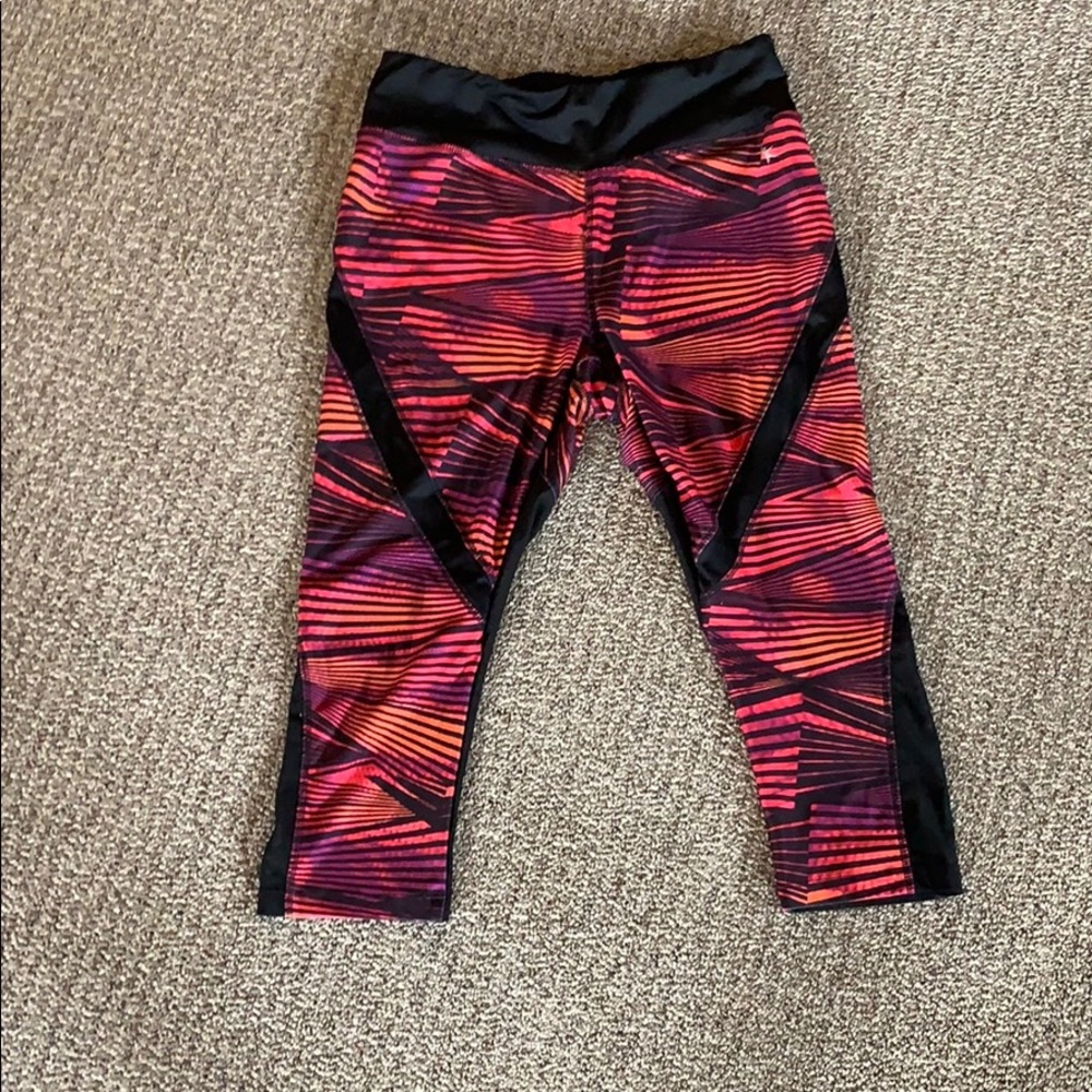 Capri yoga pants